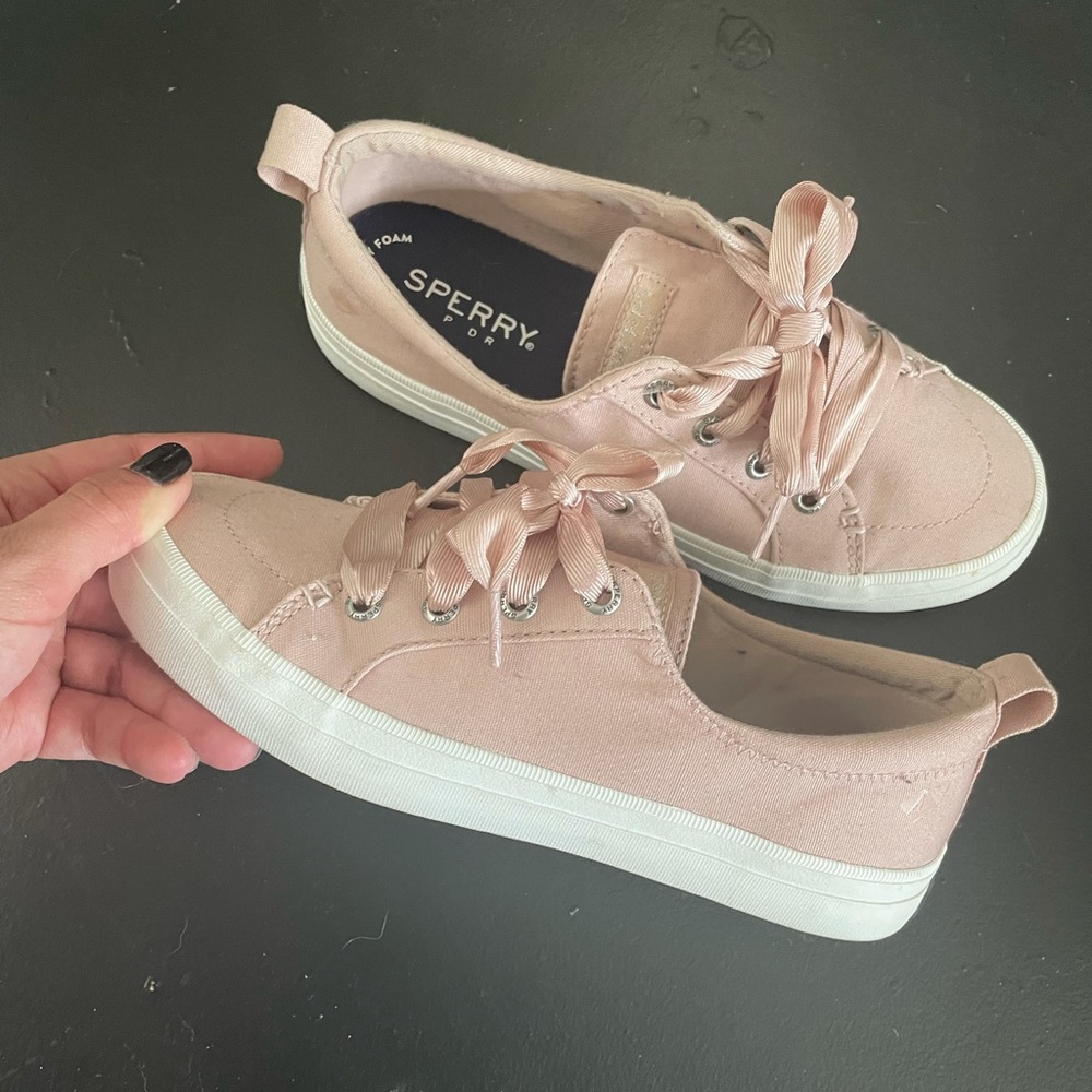 Womens sperry sneakers